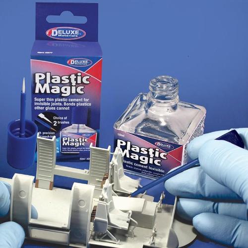 Deluxe Materials AD77 Plastic Magic Adhesive, 40 ml