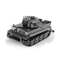 DEE61071: CaDFi Blocks German Tiger Tank/924pc