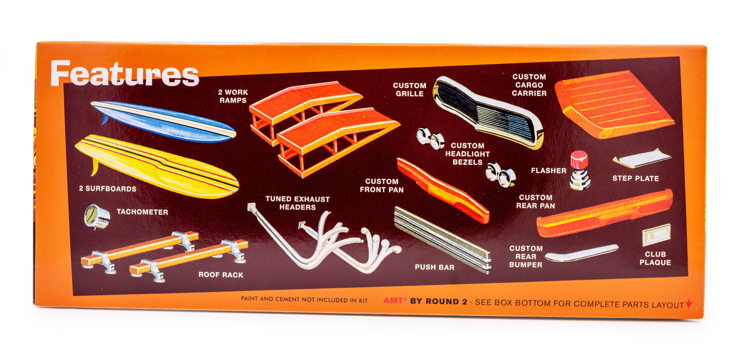 AMT 1131 1965 Chevelle Surf Wagon 1/25 Scale Model Kit