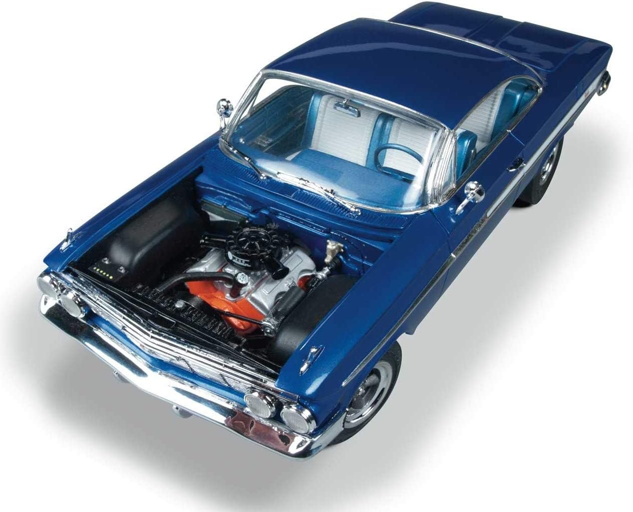 AMT 1013 1961 Chevy Impala SS 1/25 Scale Model Kit