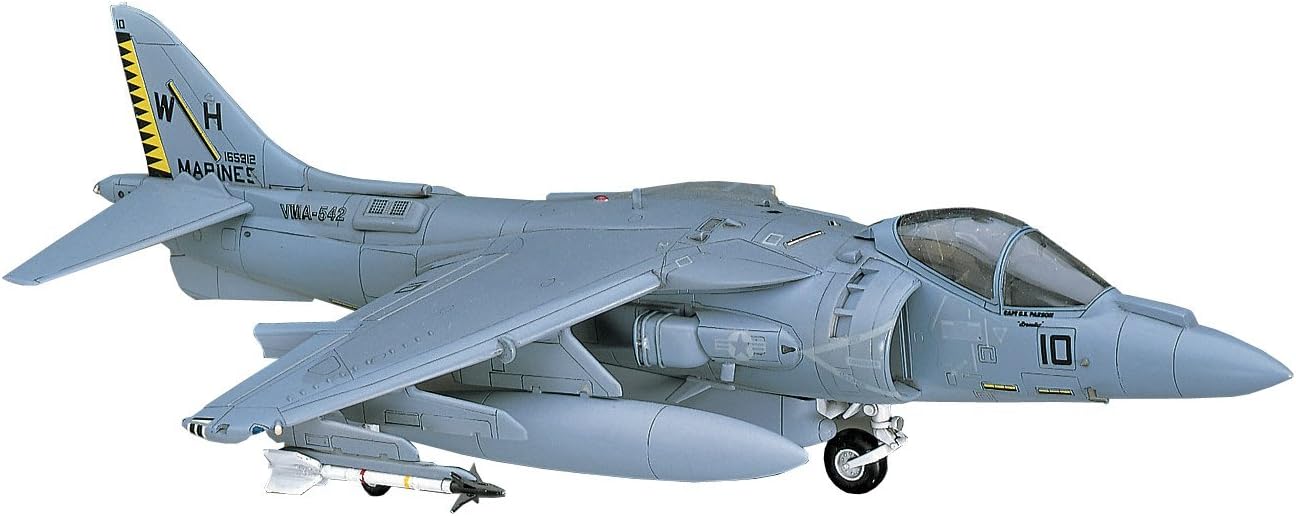 Hasegawa D24 00454 AV-8B Harrier II Plus USMC Attacker 1/72 Scale Model Kit