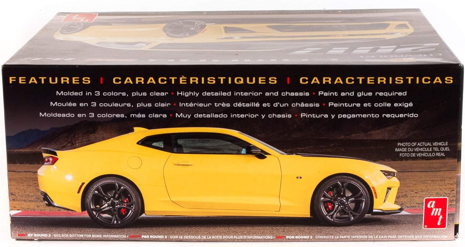 AMT 1074 2017 Chevy Camaro SS 1LE 1/25 Scale Model Kit