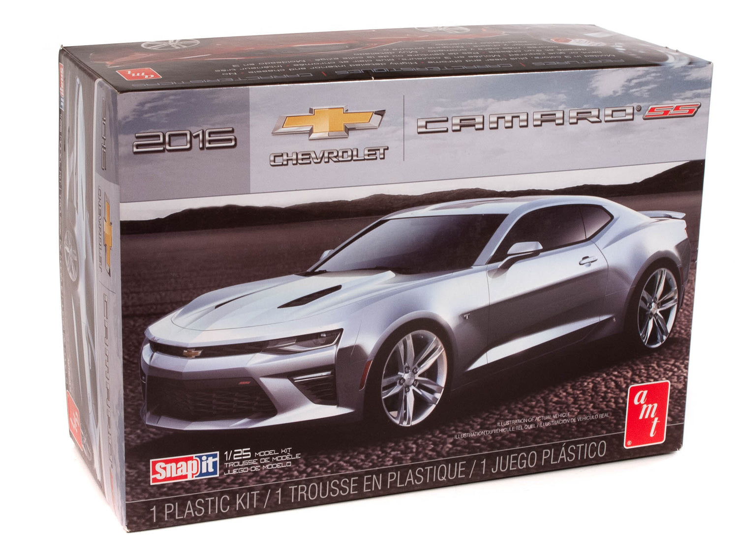 AMT 982 2016 Chevy Camaro SS Garnet Red 1/25 Scale Snap Model Kit