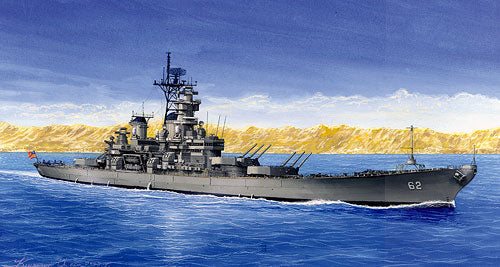 TAM31614: 1/700 US Navy Battleship New Jersey