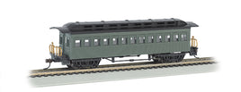 BAC13405: HO SCALE COACH - PAINTED, UNLETTERED - GREEN
