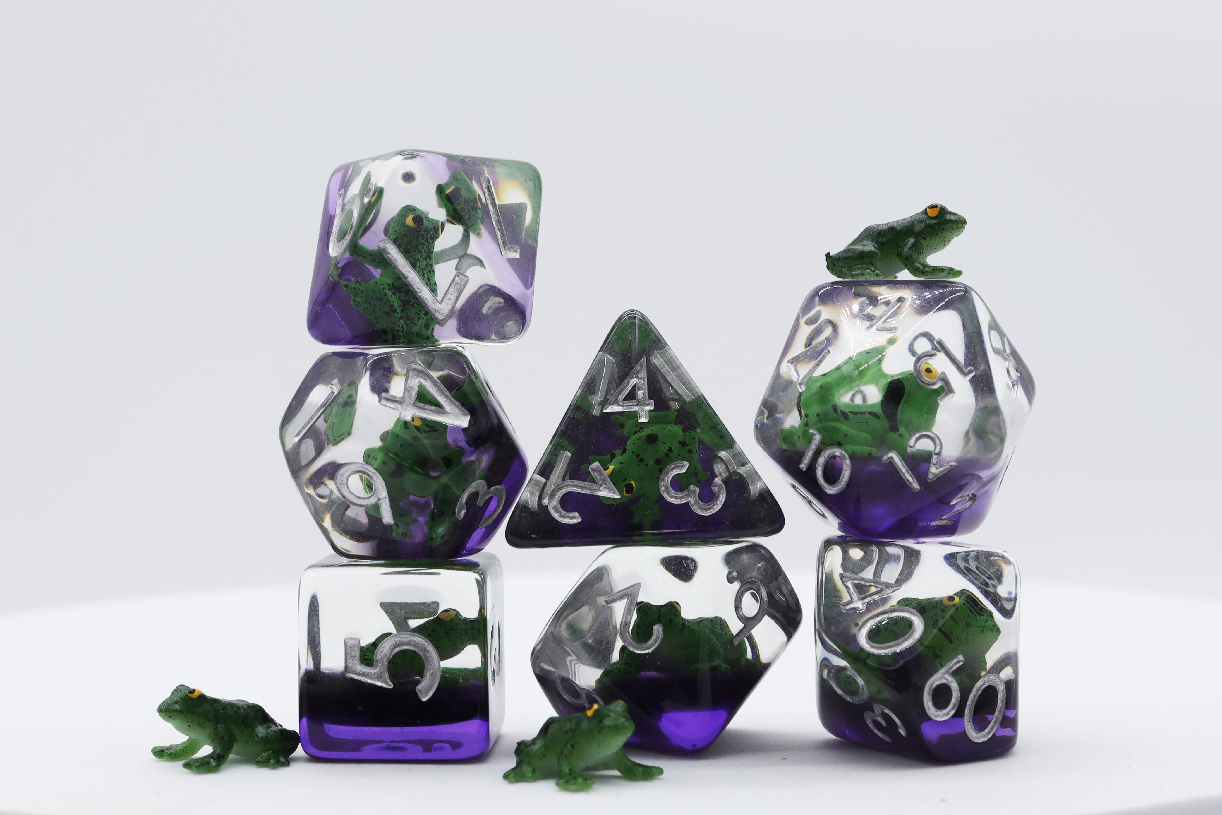 FBG2460: Green Poison Frog RPG Dice