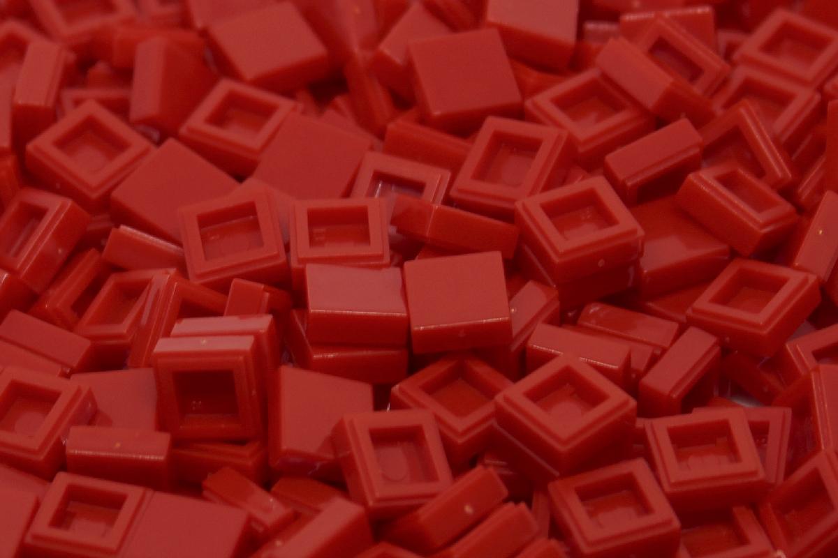 IMEX 39260: 1X1 RED TILE 300 PACK